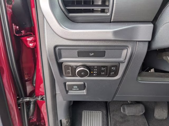 2026 Ruby Red Metallic Tinted Clearcoat Ford F-150 XLT RWD Truck