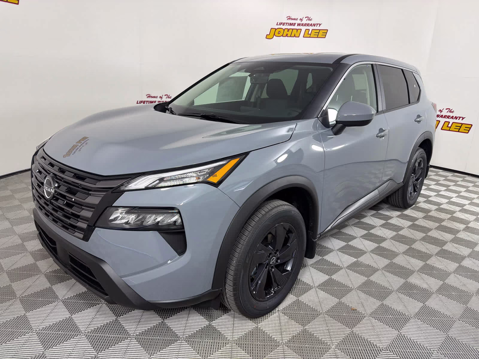 2026 Boulder Gray Pearl Nissan Rogue SV FWD SUV
