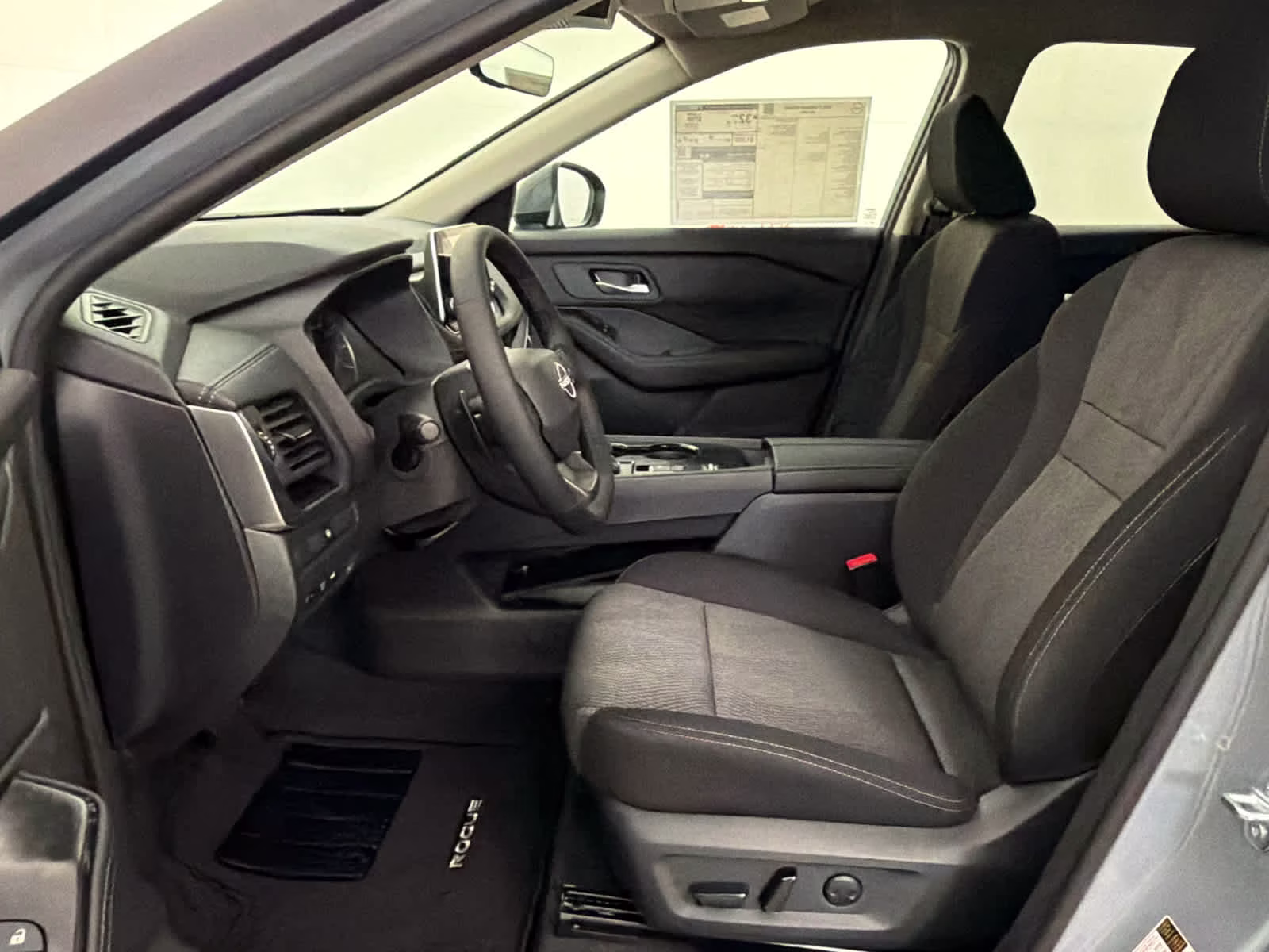 2026 Boulder Gray Pearl Nissan Rogue SV FWD SUV