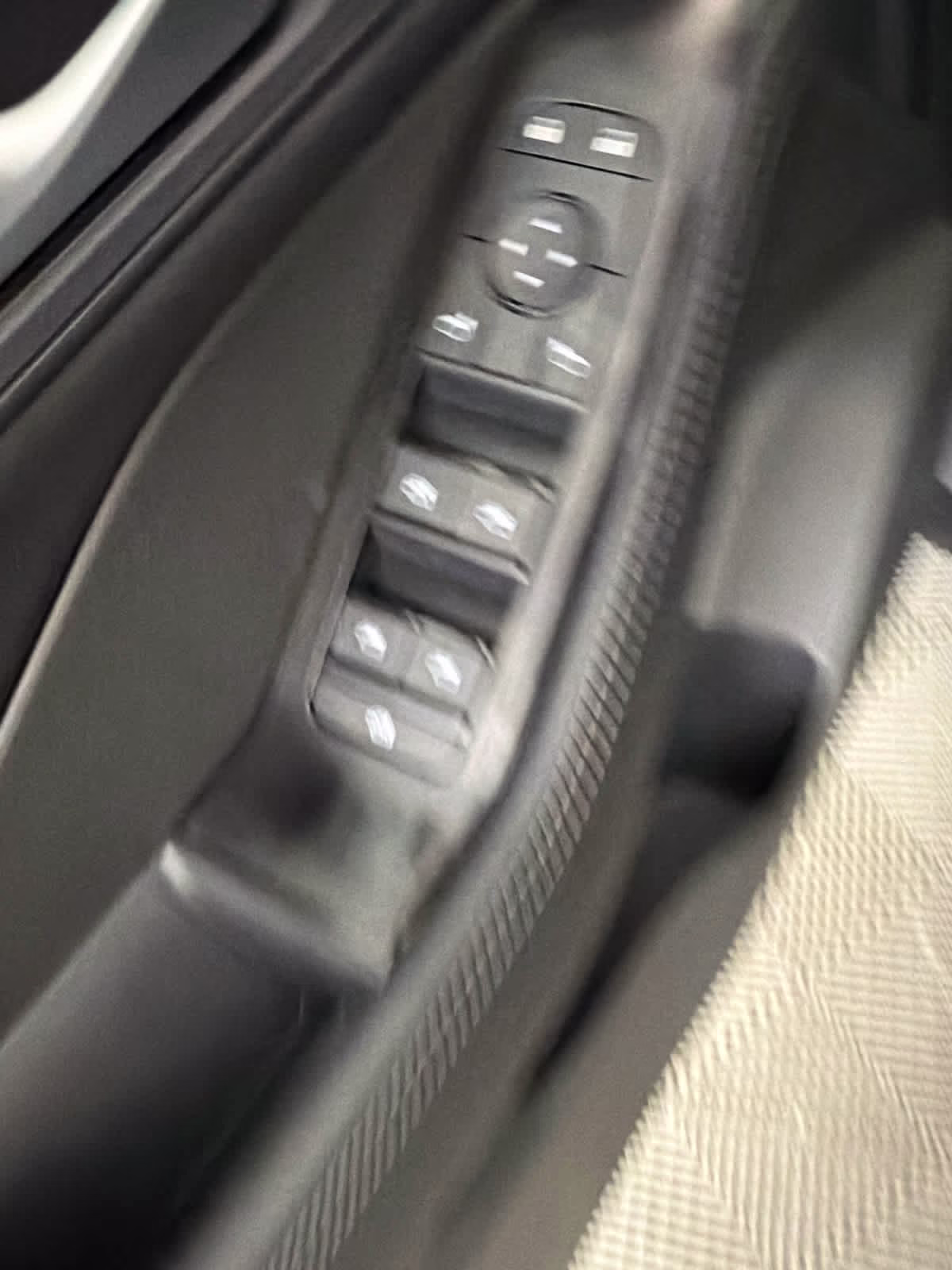 2026 Boulder Gray Pearl Nissan Rogue SV FWD SUV