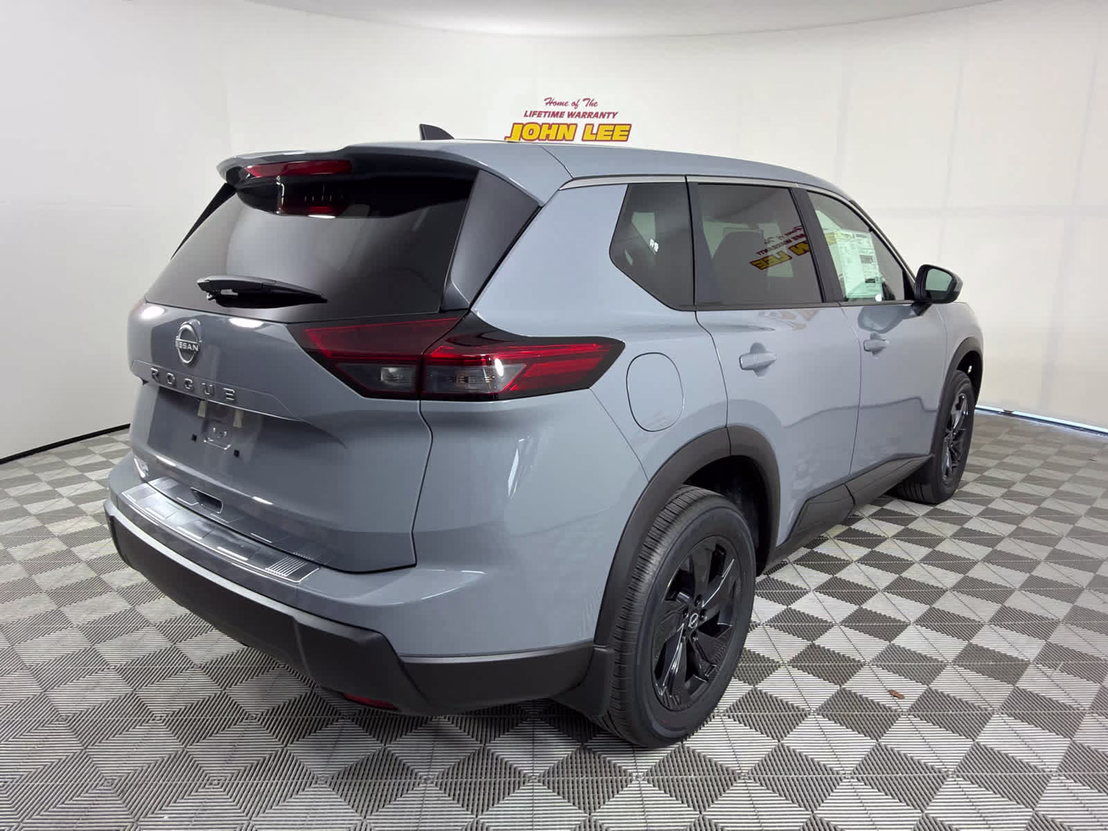 2026 Boulder Gray Pearl Nissan Rogue SV FWD SUV
