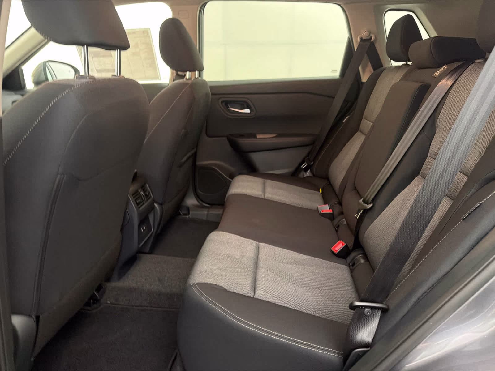 2026 Gun Metallic Nissan Rogue SV FWD SUV