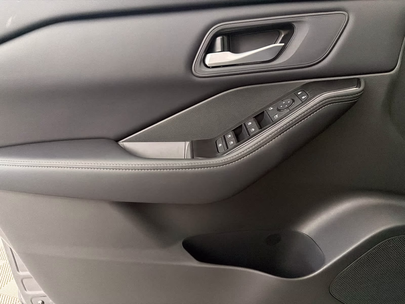 2026 Gun Metallic Nissan Rogue SV FWD SUV