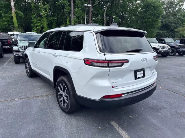 2025 Bright White Clearcoat Jeep Grand Cherokee L Limited 4X4 SUV