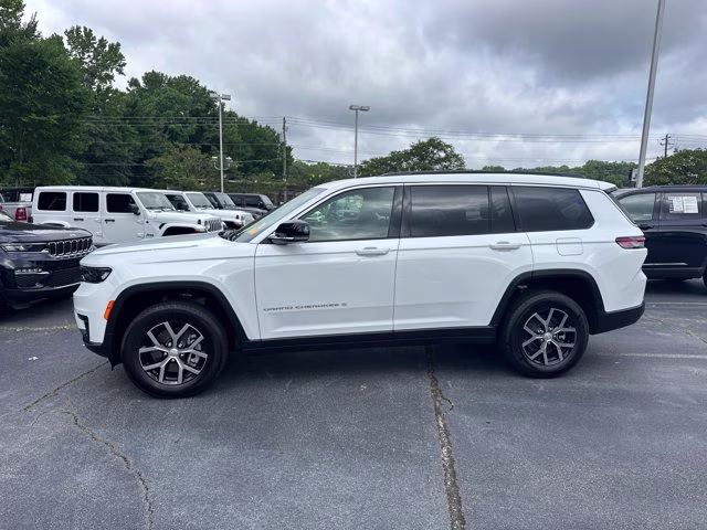 2025 Bright White Clearcoat Jeep Grand Cherokee L Limited 4X4 SUV