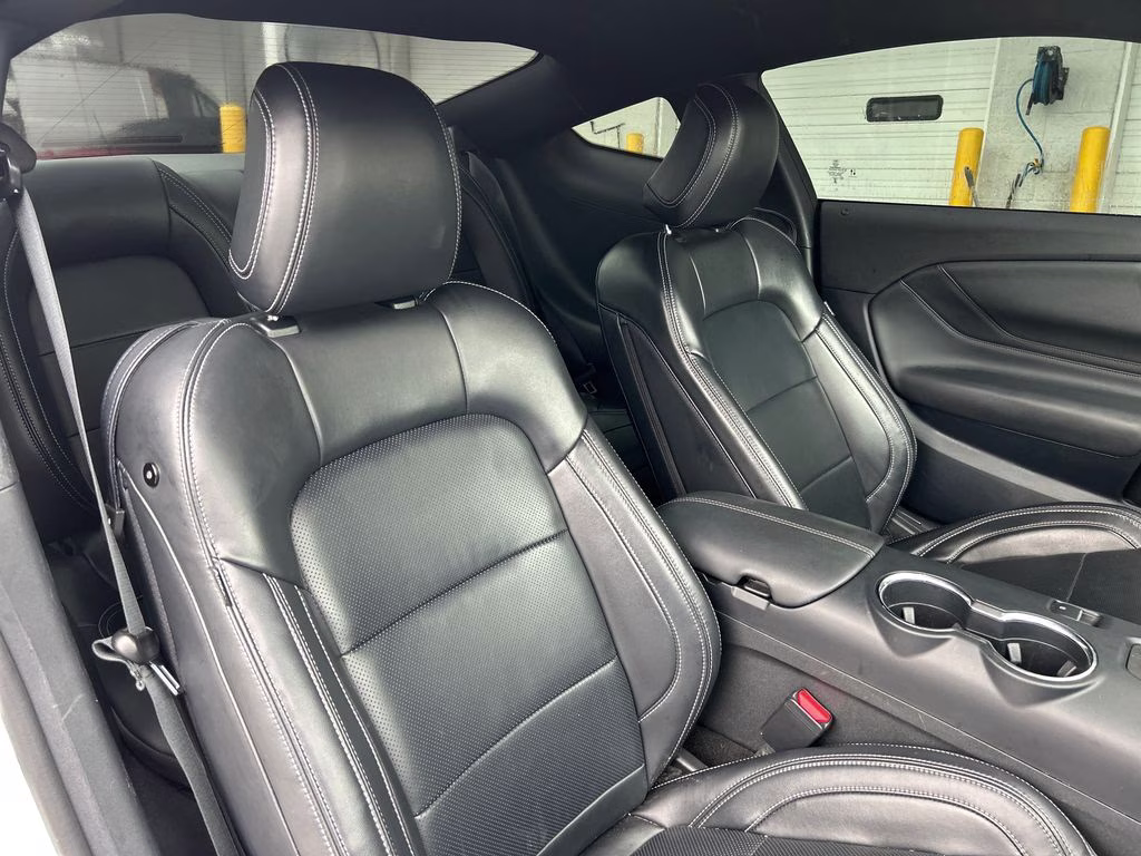 2024 Oxford White Ford Mustang EcoBoost Premium RWD Coupe
