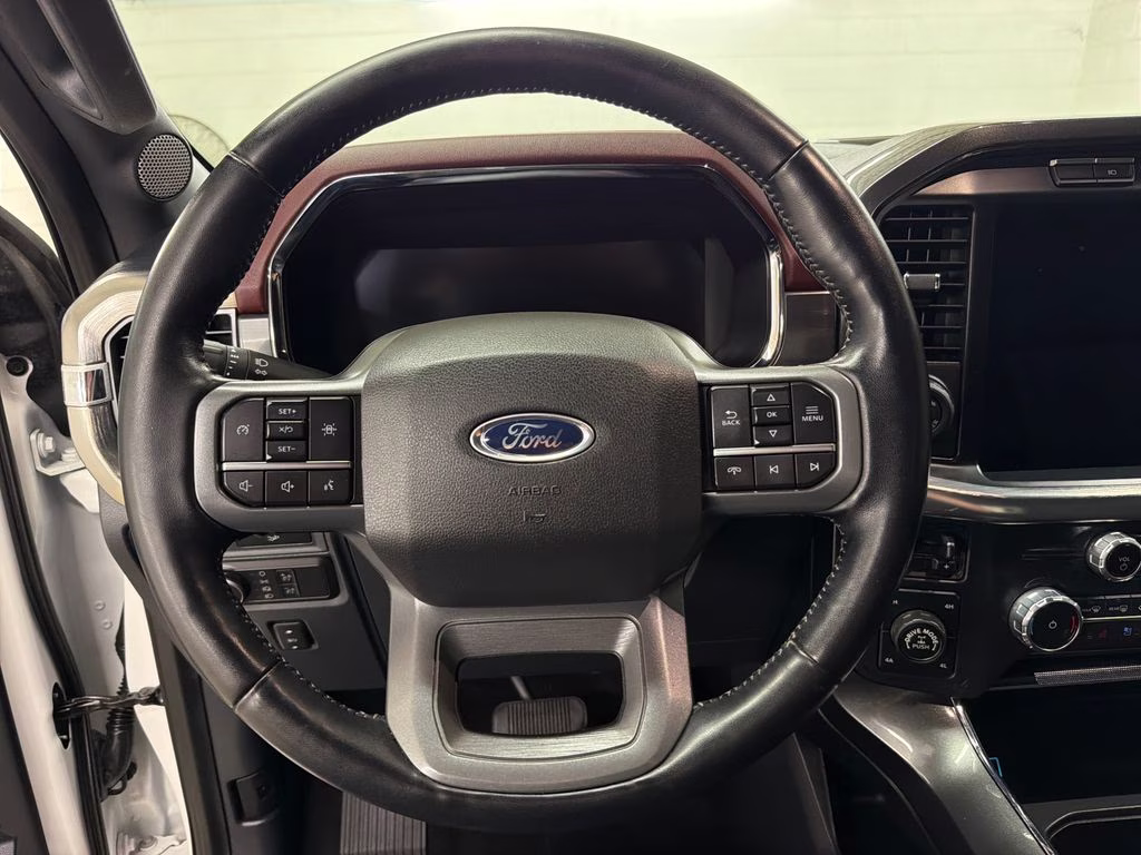 2022 White Metallic Ford F-150 Lariat 4X4 Truck