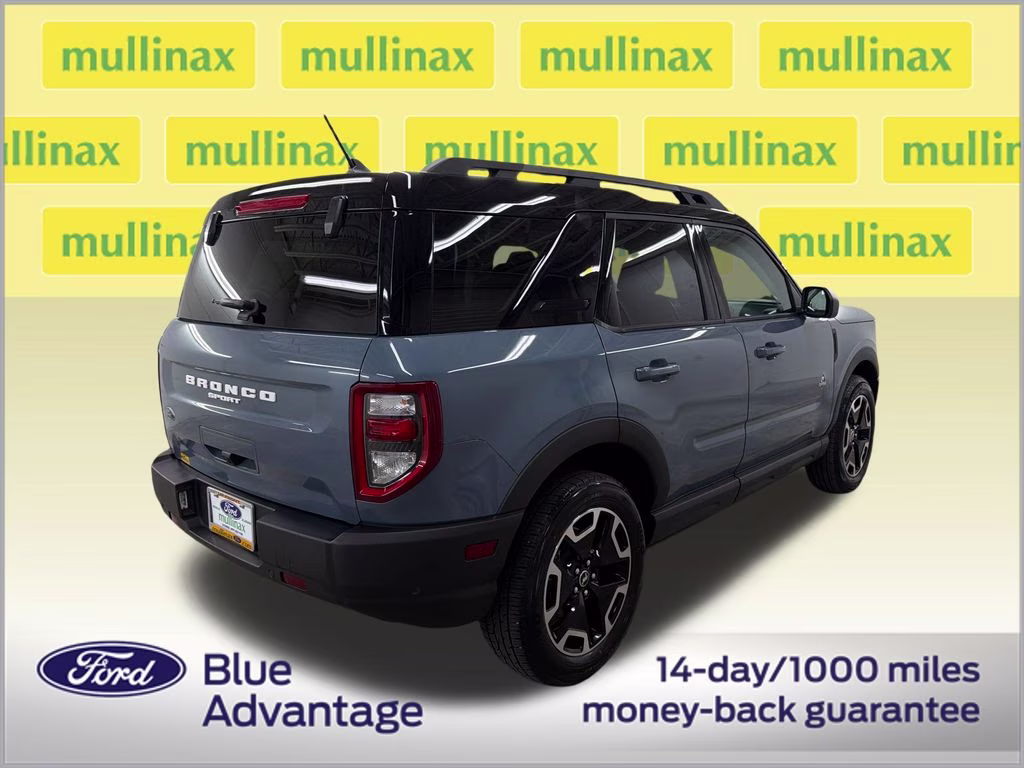 2024 Azure Gray Metallic Ford Bronco Sport Outer Banks 4X4 SUV