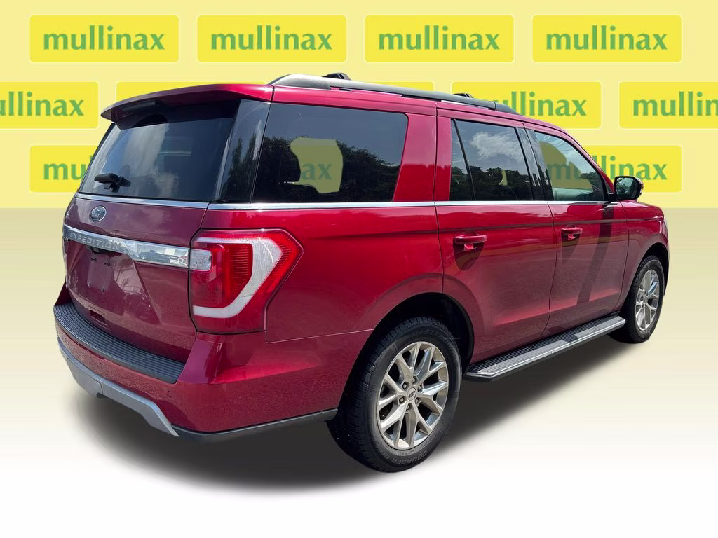 2020 Rapid Red Metallic Tinted Clearcoat Ford Expedition XLT RWD SUV
