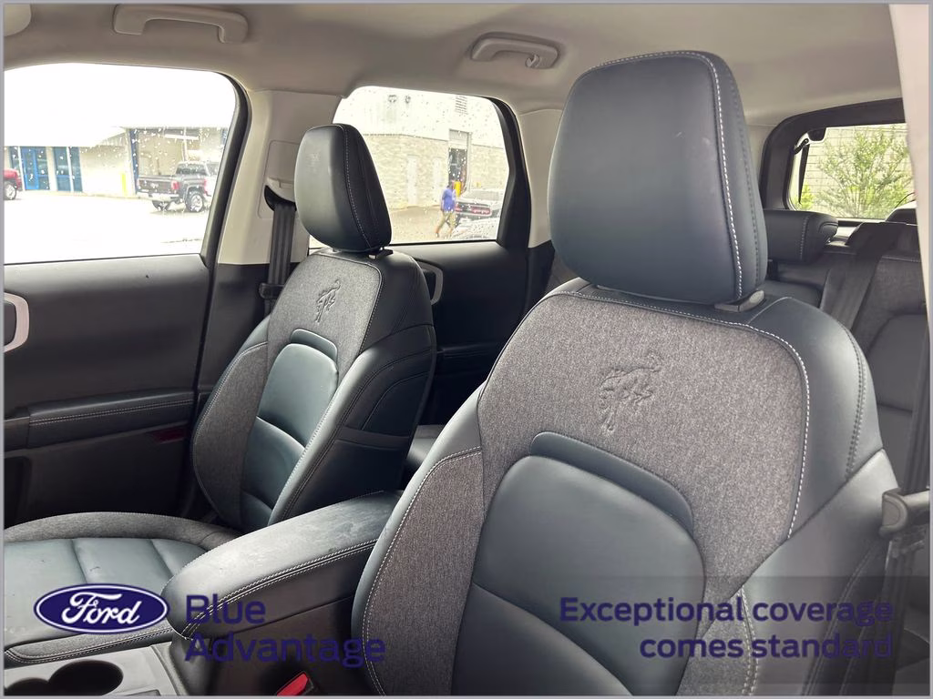 2024 Azure Gray Metallic Tri-Coat Ford Bronco Sport Outer Banks 4X4 SUV