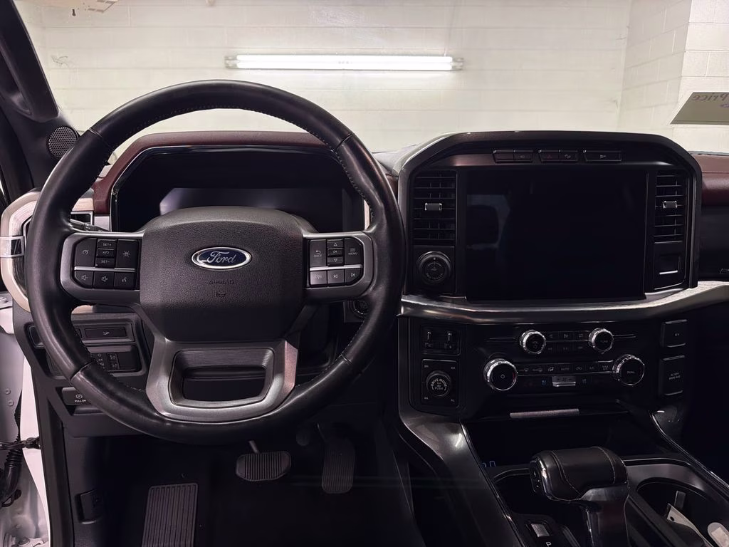 2022 White Metallic Ford F-150 Lariat 4X4 Truck