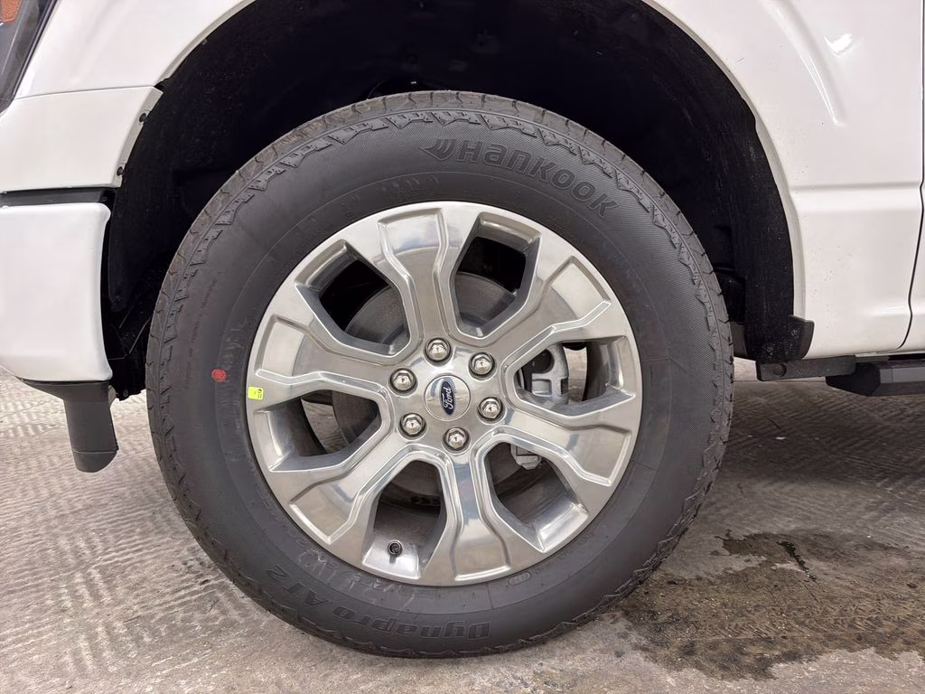 2026 STAR WHITE TRICOAT Ford F-150 Platinum 4X4 Truck
