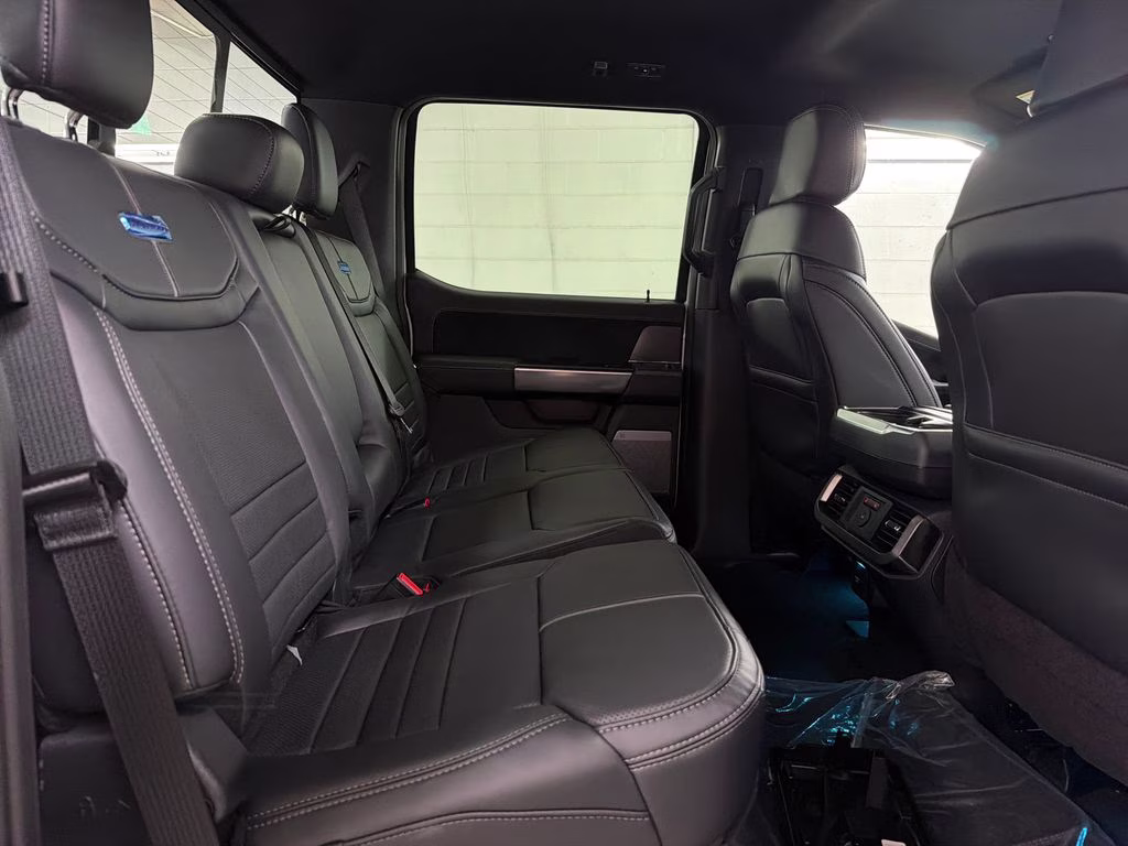 2026 STAR WHITE TRICOAT Ford F-150 Platinum 4X4 Truck