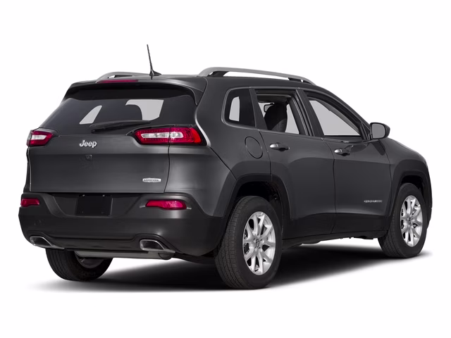 2018 Granite Crystal Metallic Clearcoat Jeep Cherokee Latitude Plus FWD SUV