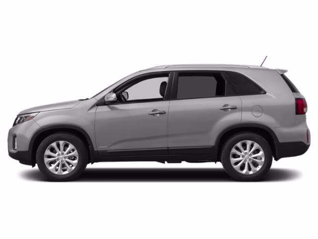 2015 Bright Silver Kia Sorento LX FWD SUV
