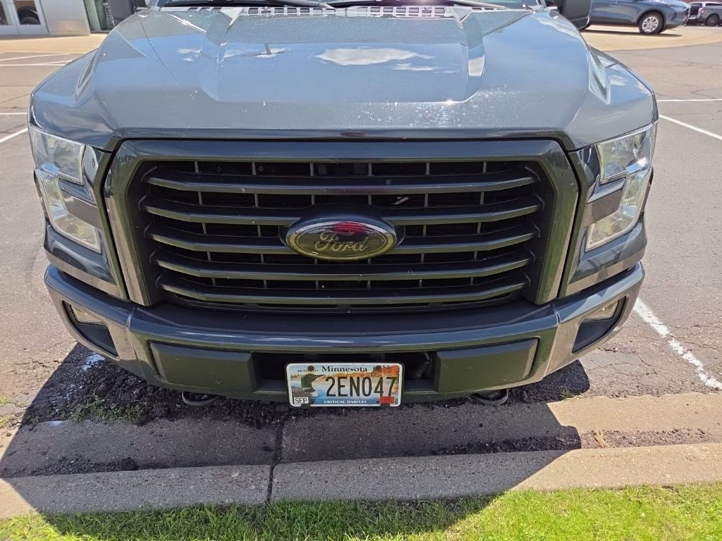 2016 Gray Ford F-150 XLT FX4 w/Sport Appearance Pkg 4X4 Truck