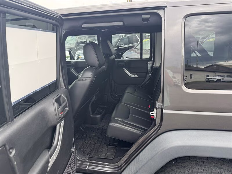 2016 Granite Crystal Metallic Clear Coat Jeep Wrangler Unlimited Rubicon Hard Rock 4X4 SUV