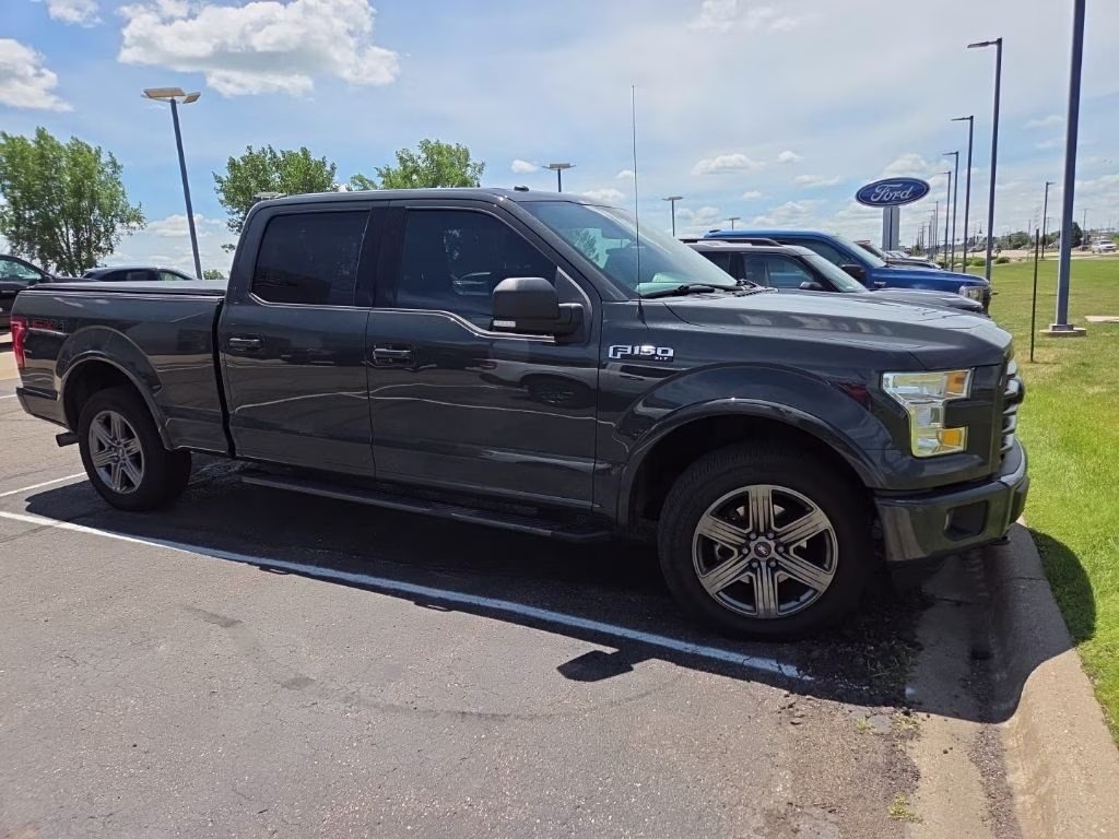 2016 Gray Ford F-150 XLT FX4 w/Sport Appearance Pkg 4X4 Truck