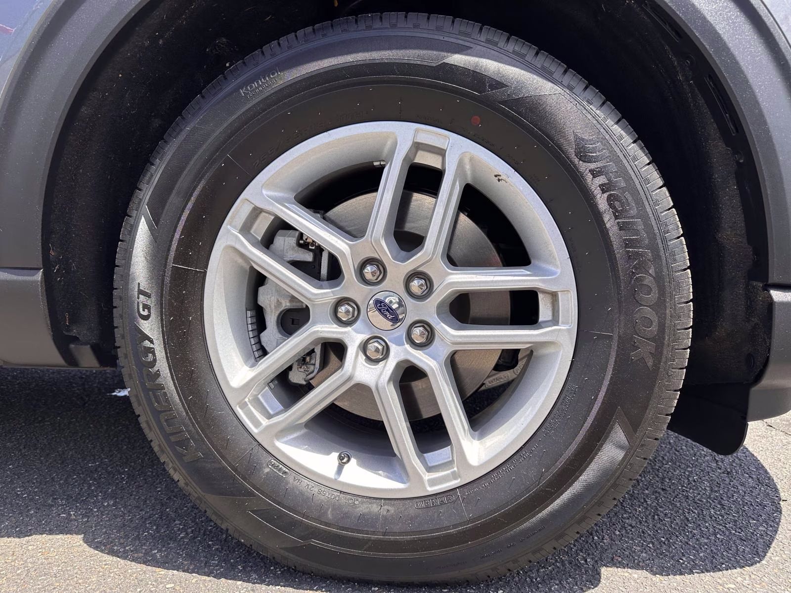 2026 Carbonized Gray Metallic Ford Explorer Active w/100A Pkg 4WD 4X4 SUV