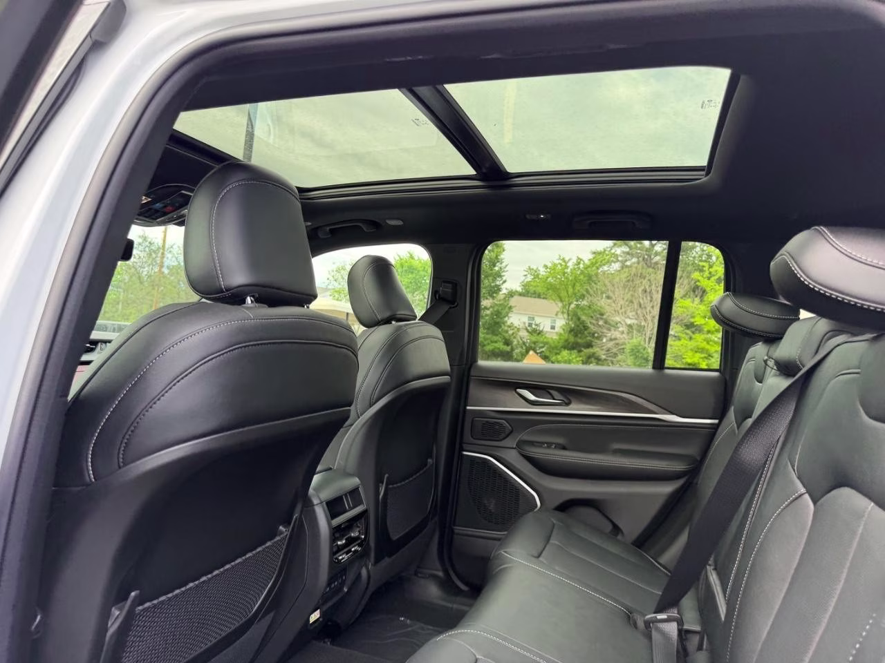 2026 Bright White Clearcoat Jeep Grand Cherokee Limited Reserve 4X4 SUV