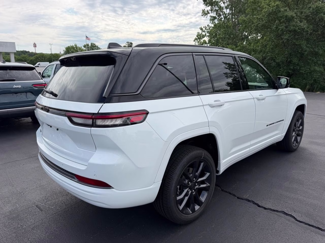 2026 Bright White Clearcoat Jeep Grand Cherokee Limited Reserve 4X4 SUV