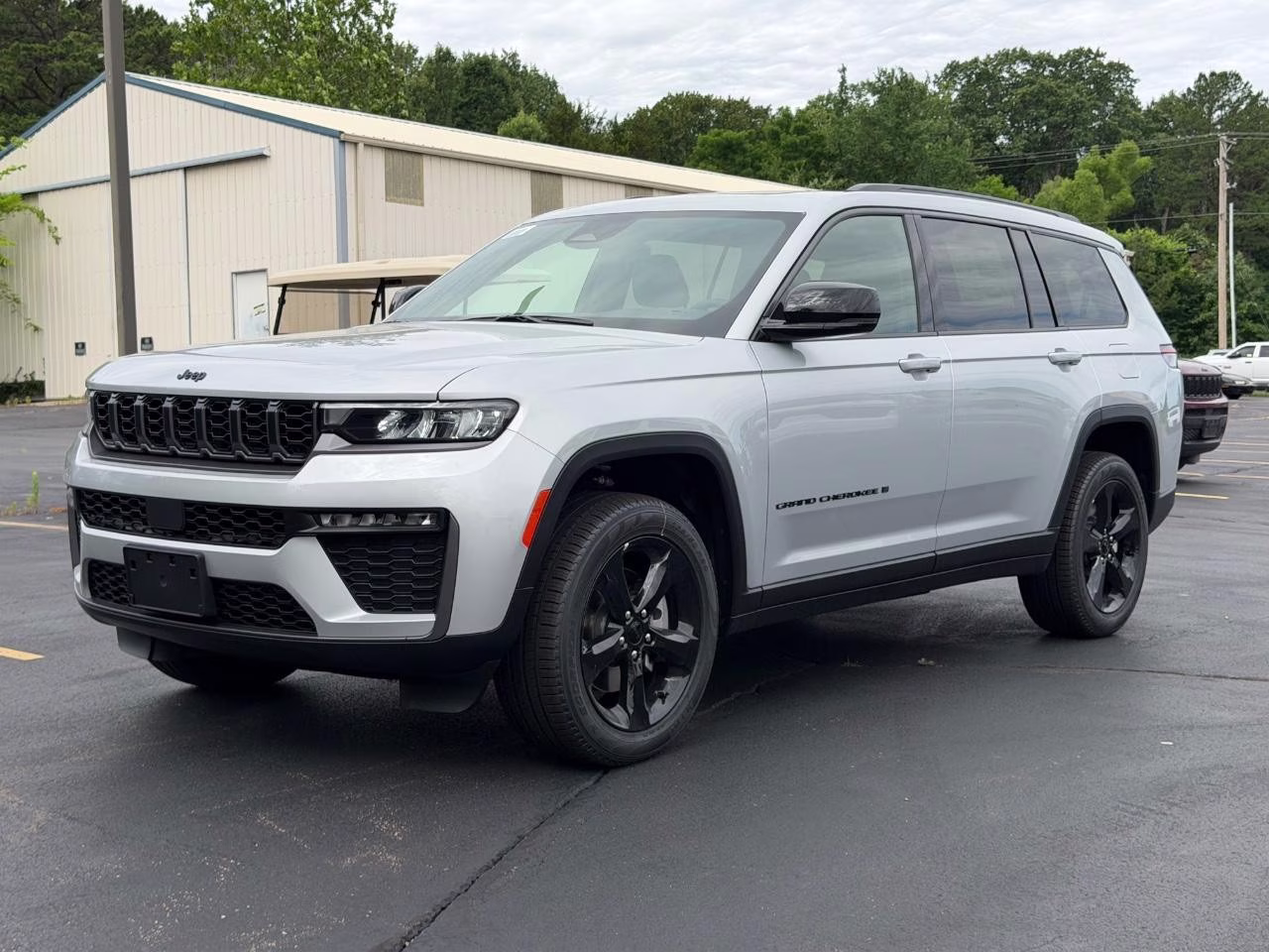 2026 Silver Zynith Jeep Grand Cherokee L Limited 4X4 SUV