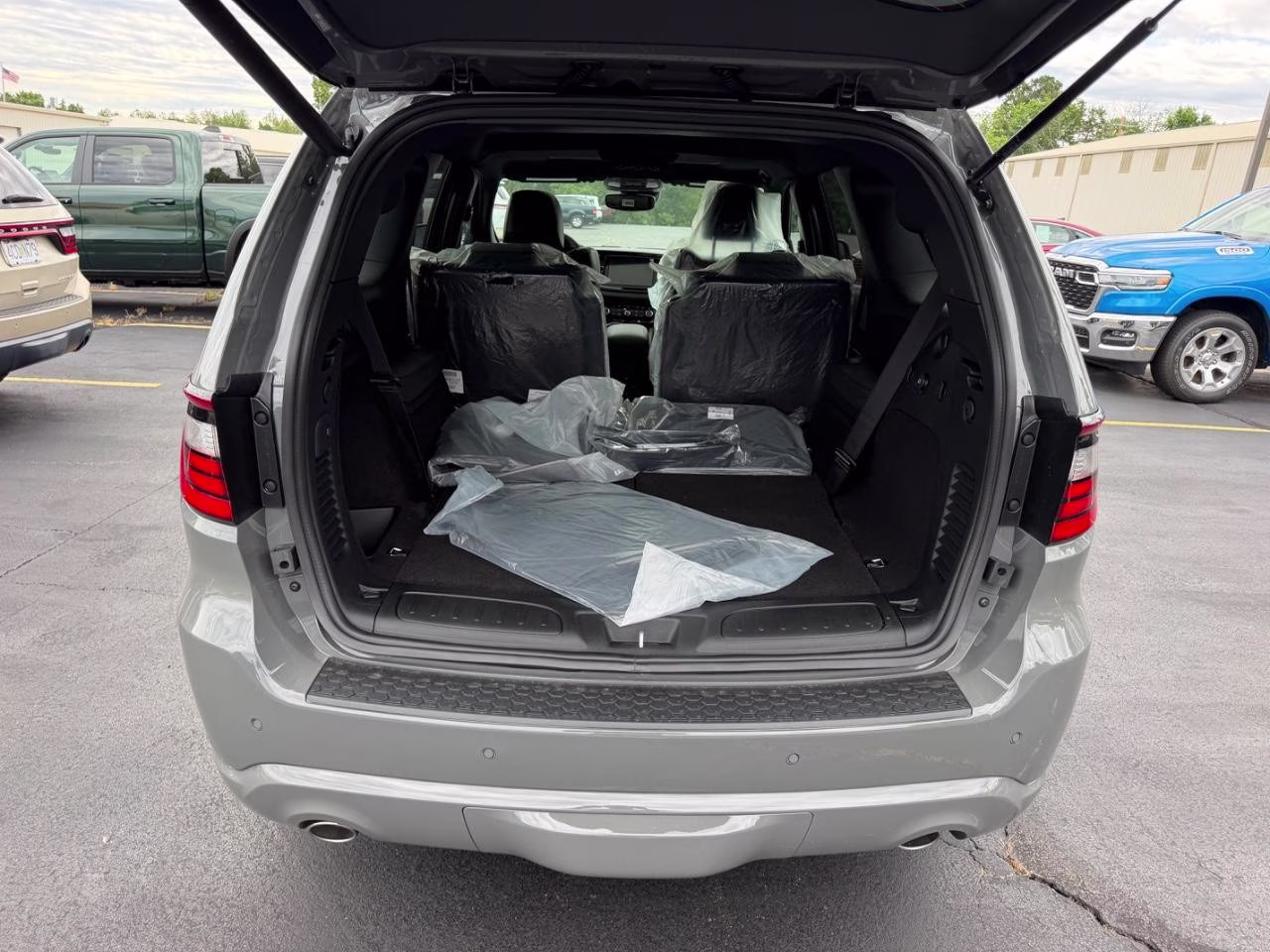 2026 Destroyer Gray Clearcoat Dodge Durango GT Plus HEMI V8 AWD SUV
