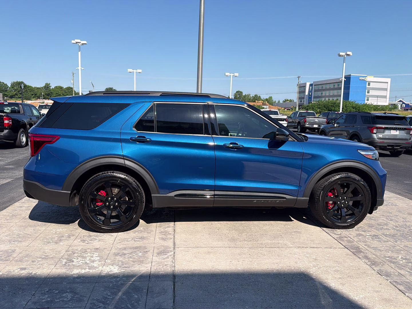 2021 Atlas Blue Ford Explorer ST 4X4 SUV