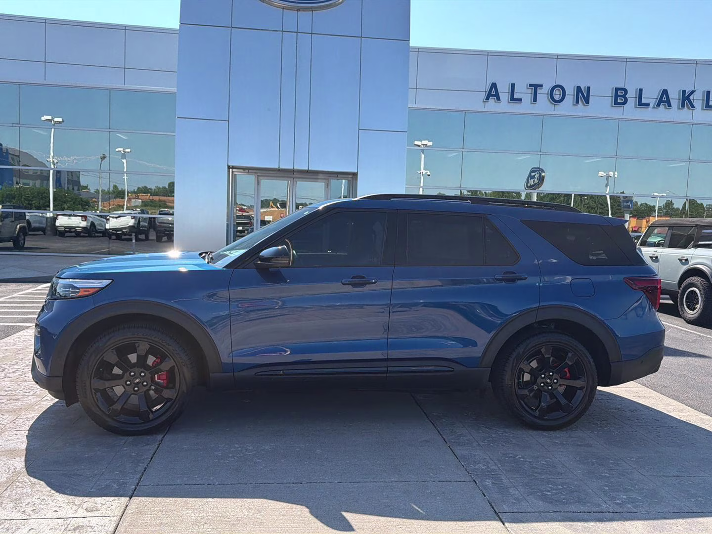 2021 Atlas Blue Ford Explorer ST 4X4 SUV