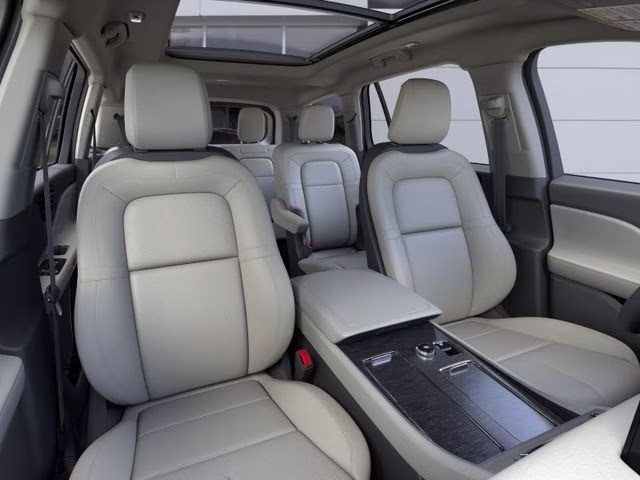 2026 Red Carpet Metallic Tinted Clearcoat Lincoln Aviator Reserve AWD 5 Door