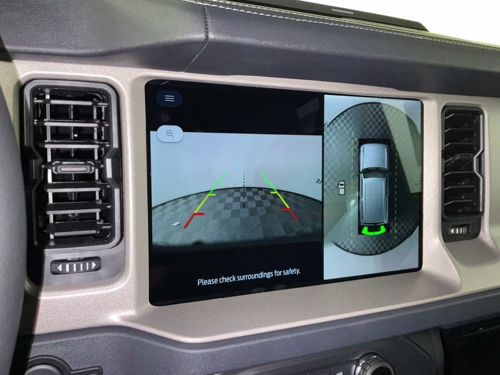 2026 Gray Ford Bronco Outer Banks 4X4 SUV
