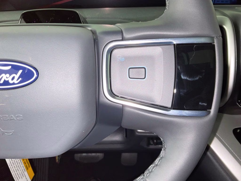 2027 Gray Metallic Ford Expedition Active RWD SUV