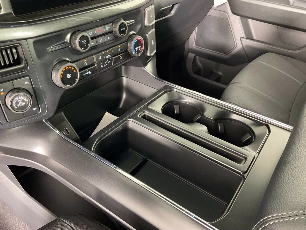 2026 Avalanche Ford F-150 STX 4X4 Truck