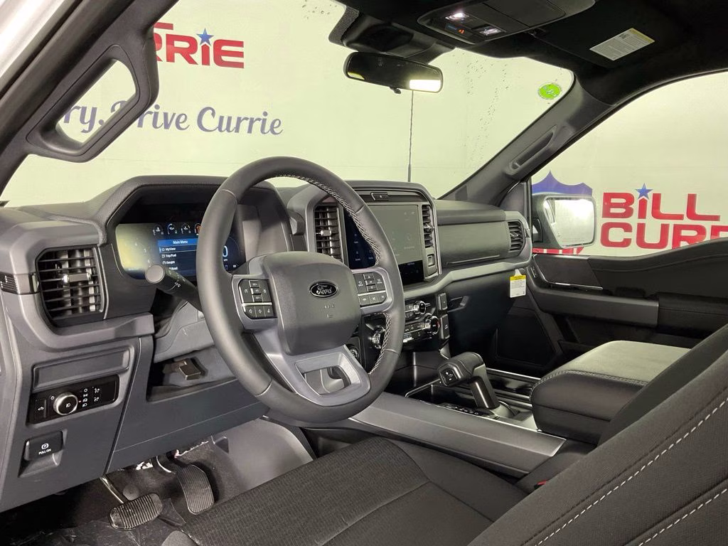 2026 Oxford White Ford F-150 XLT RWD Truck