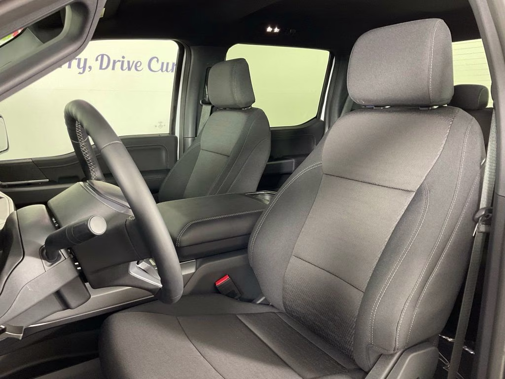 2026 Oxford White Ford F-150 XLT RWD Truck