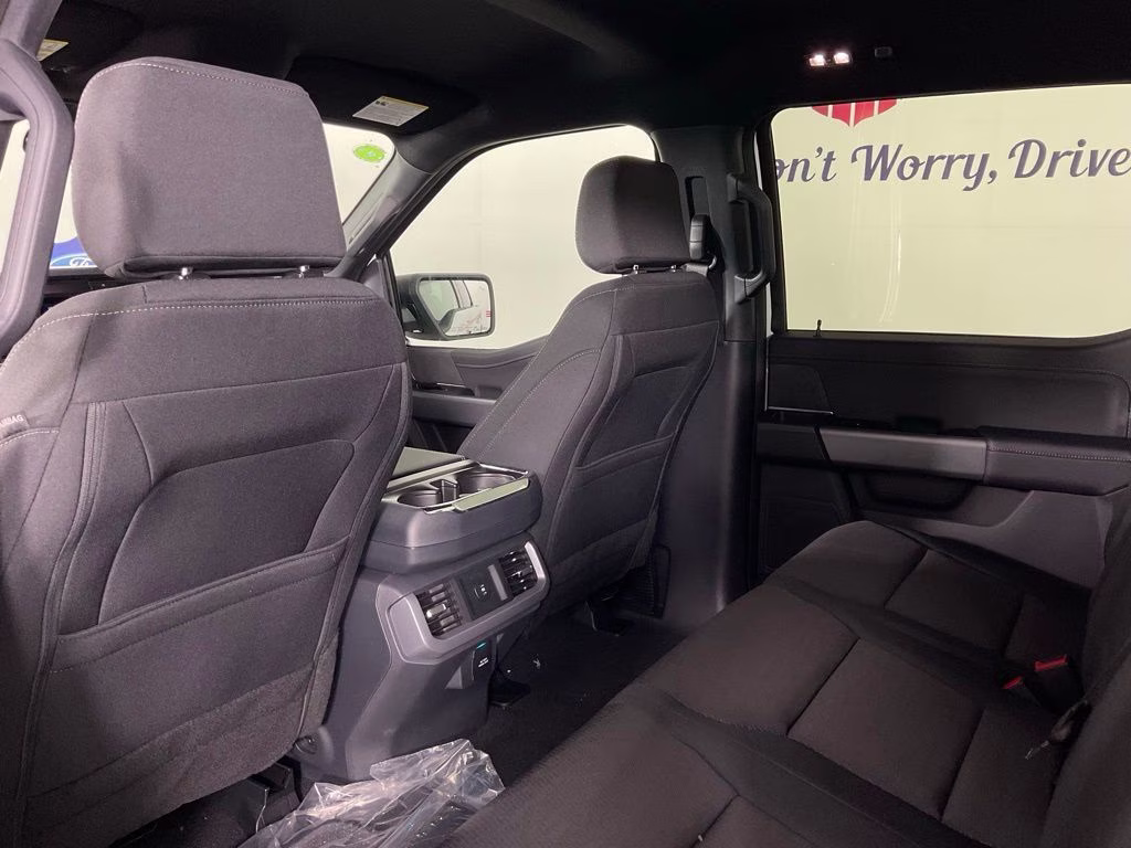 2026 Oxford White Ford F-150 XLT RWD Truck