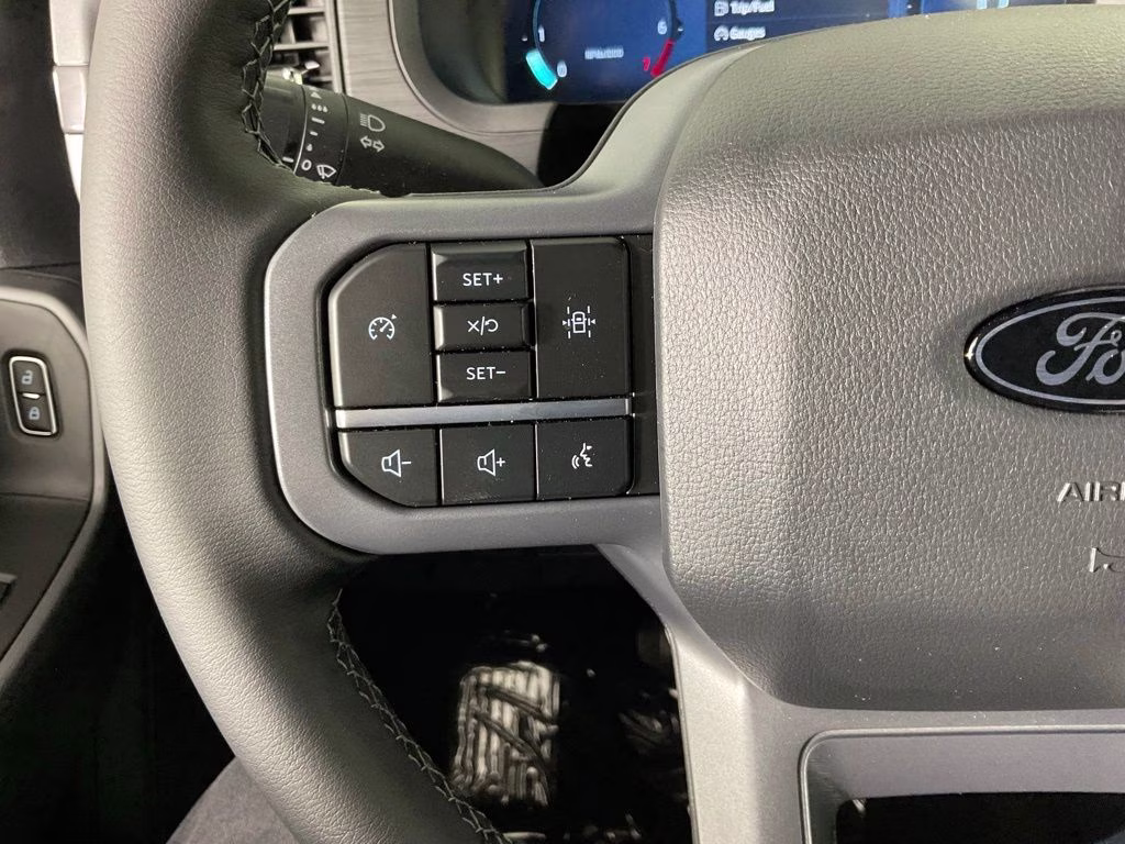 2026 Oxford White Ford F-150 XLT RWD Truck