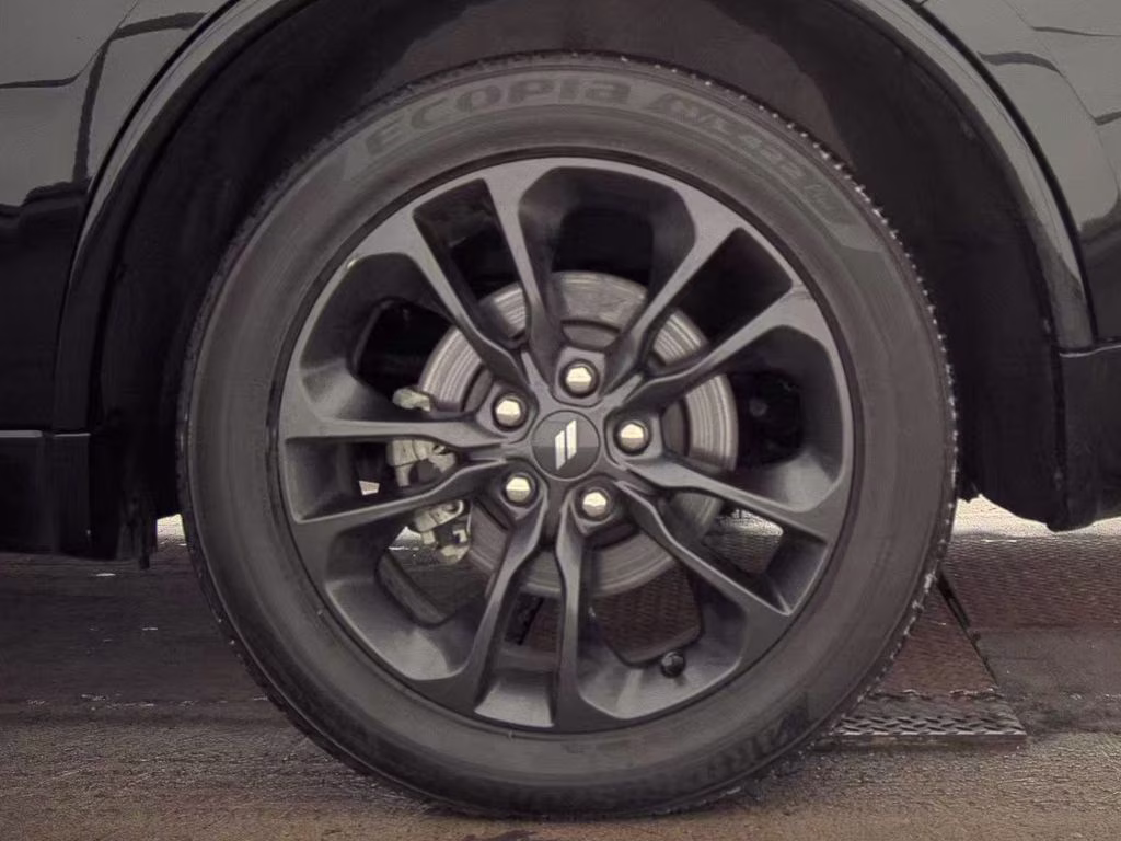 2024 DB Black Crystal Clearcoat Dodge Durango R/T Plus RWD SUV