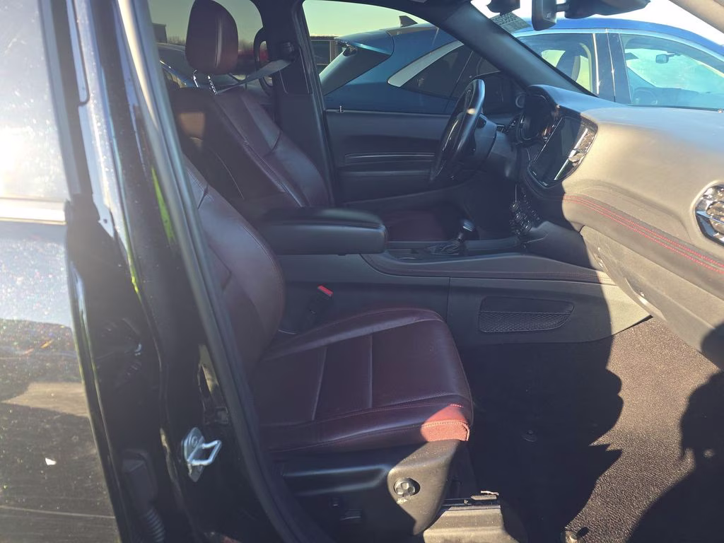 2024 DB Black Crystal Clearcoat Dodge Durango R/T Plus RWD SUV