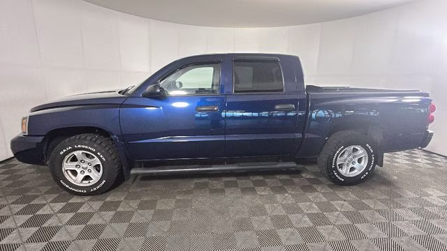 2007 Patriot Blue Pearl Dodge Dakota SLT RWD Truck