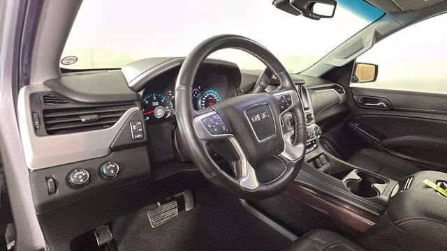 2017 Quicksilver Metallic GMC Yukon SLT 4X4 SUV