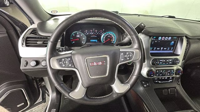 2017 Quicksilver Metallic GMC Yukon SLT 4X4 SUV