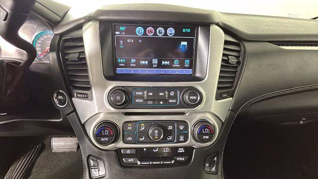 2017 Quicksilver Metallic GMC Yukon SLT 4X4 SUV