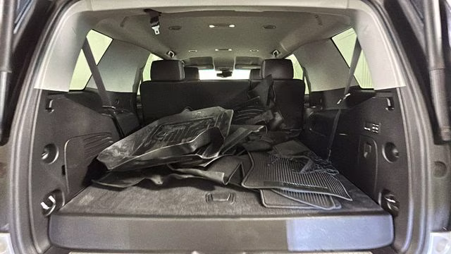 2017 Quicksilver Metallic GMC Yukon SLT 4X4 SUV