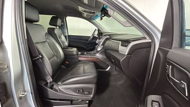 2017 Quicksilver Metallic GMC Yukon SLT 4X4 SUV