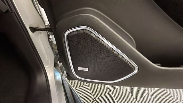 2017 Quicksilver Metallic GMC Yukon SLT 4X4 SUV