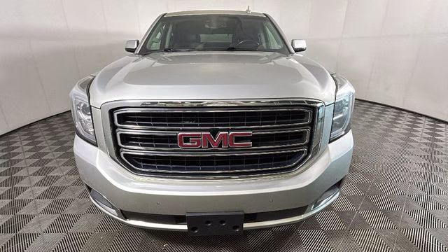 2017 Quicksilver Metallic GMC Yukon SLT 4X4 SUV