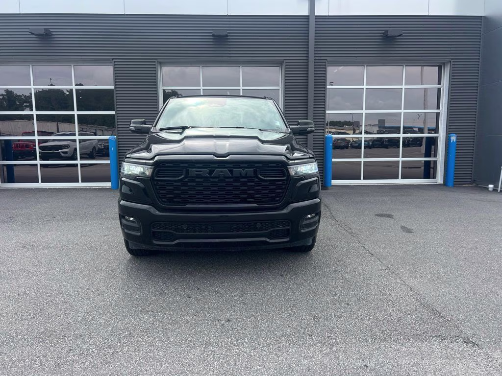 2025 Diamond Black Crystal Pearlcoat Ram 1500 Big Horn/Lone Star 4X4 Truck
