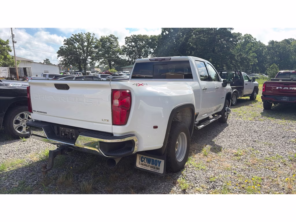 2021 Summit White Chevrolet Silverado LTZ 4X4 Truck