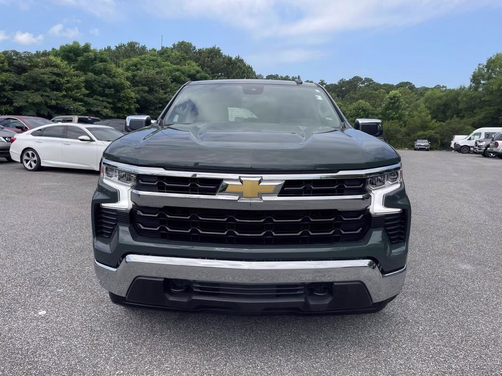 2025 Cypress Gray Chevrolet Silverado 1500 LT 4X4 Truck